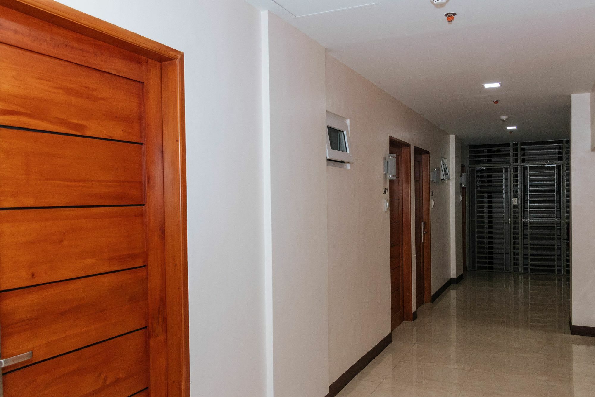 Reddoorz Premium @ Sampaloc Makati Hotell Makati City Exteriör bild