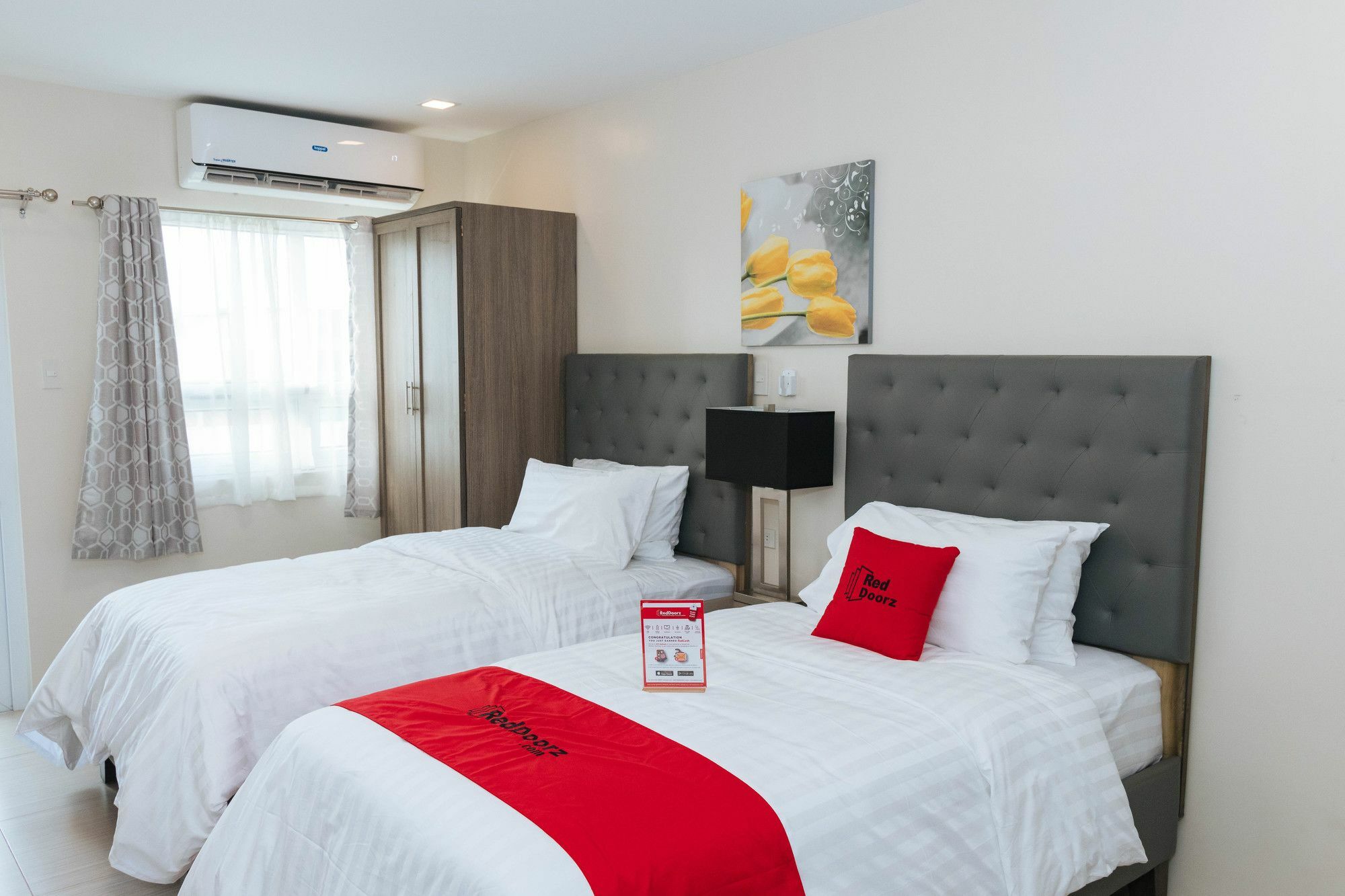 Reddoorz Premium @ Sampaloc Makati Hotell Makati City Exteriör bild