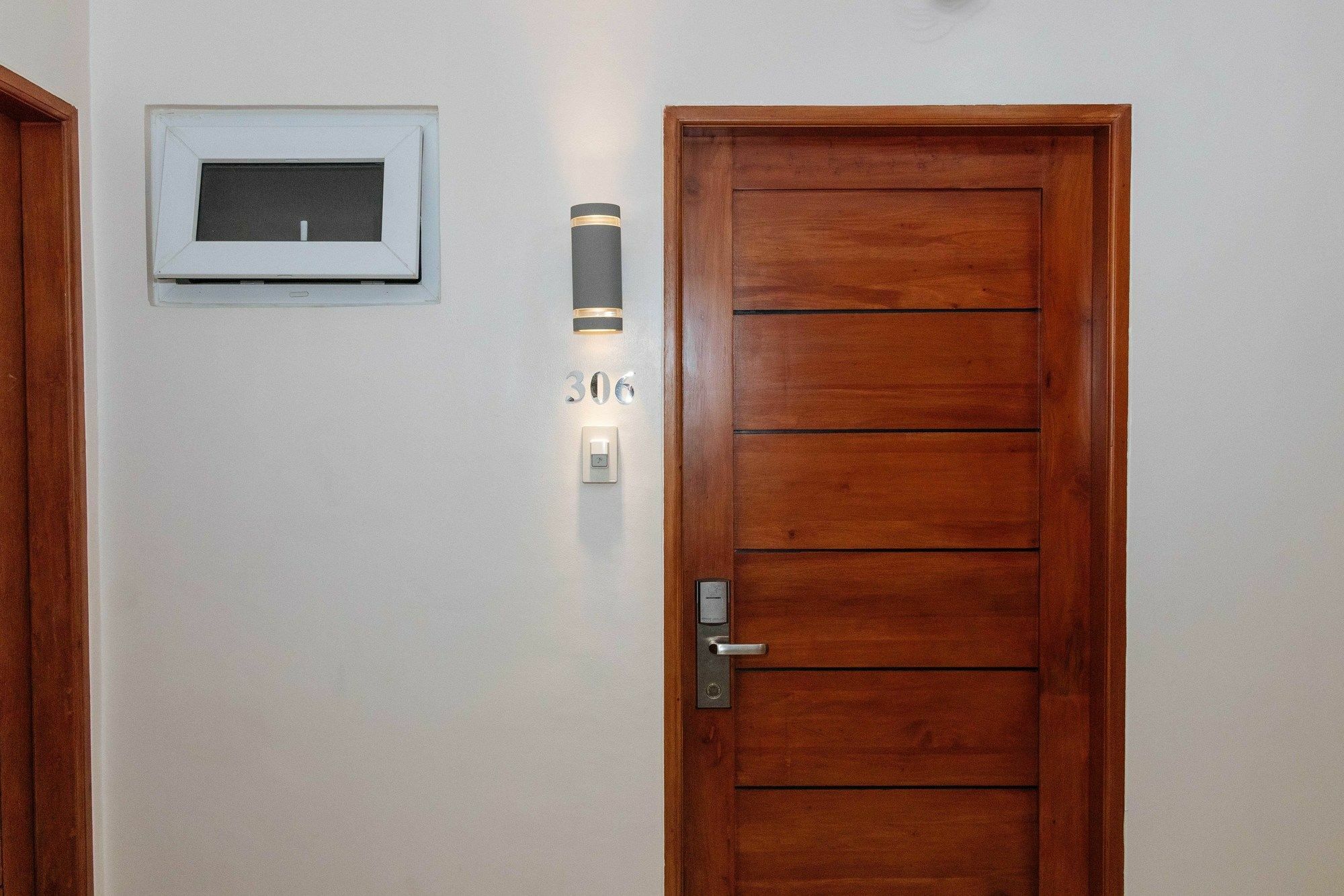 Reddoorz Premium @ Sampaloc Makati Hotell Makati City Exteriör bild